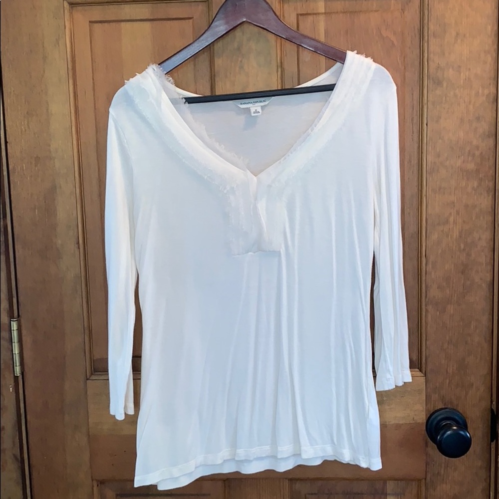 Banana Republic 3/4 length shirt